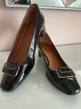 HEYRAUD Paris Patent Leather Heels w Gold